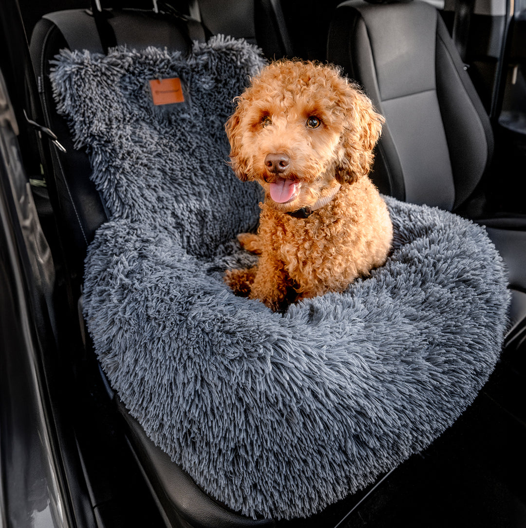Premium Autositz mit Gurt "Fluffy"